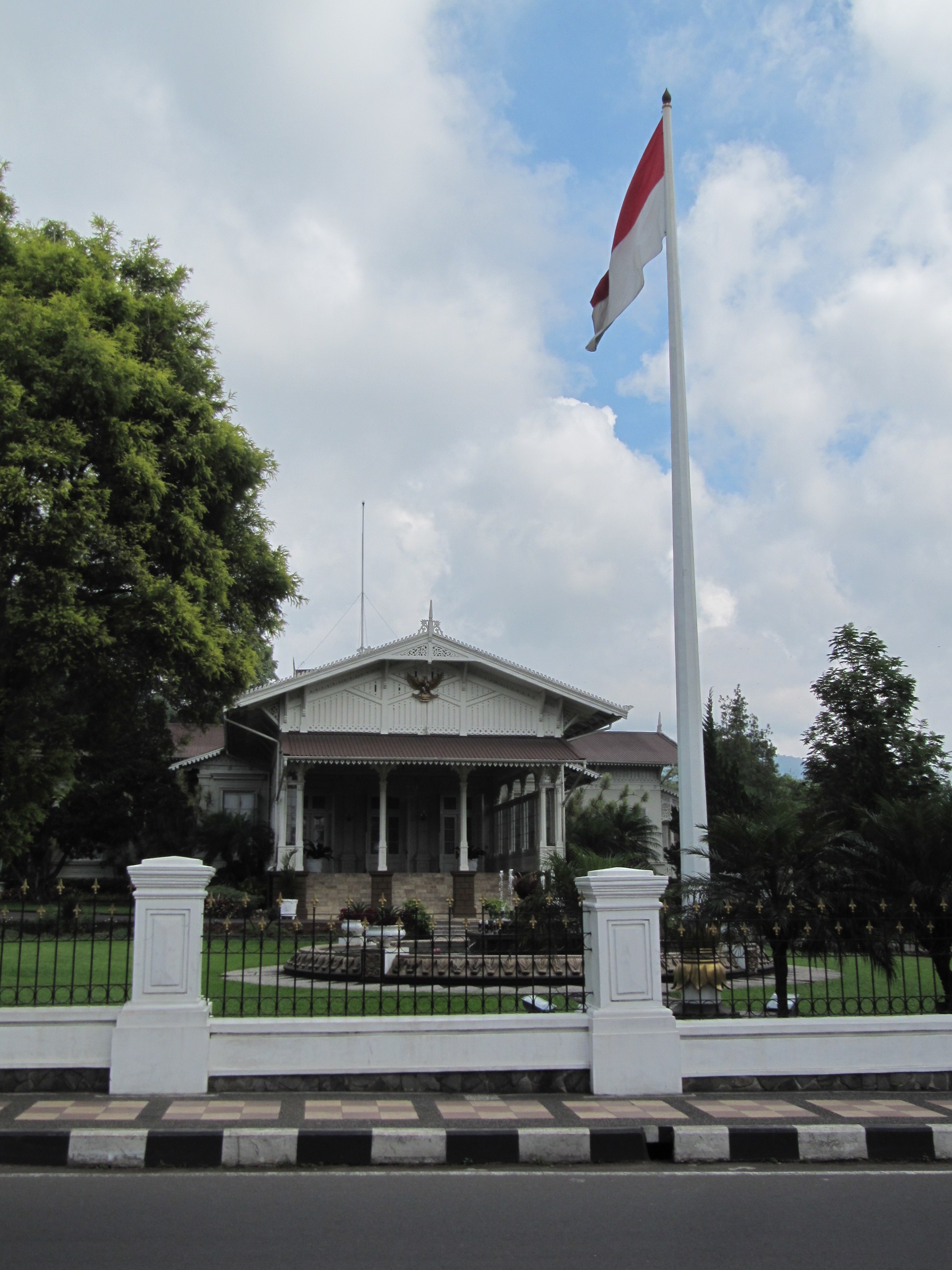 Cipanas Palace