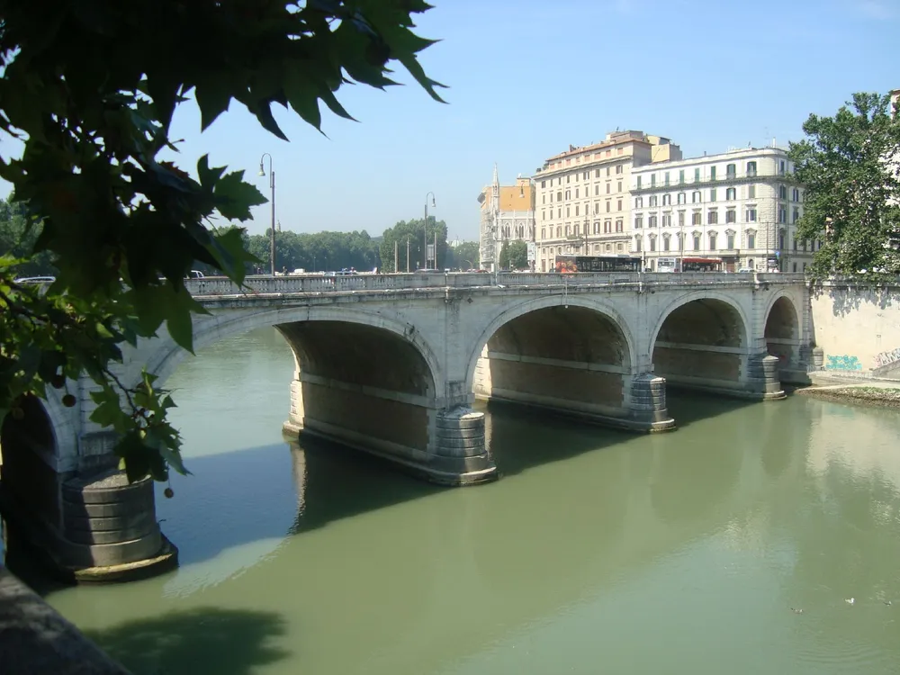 Ponte Cavour