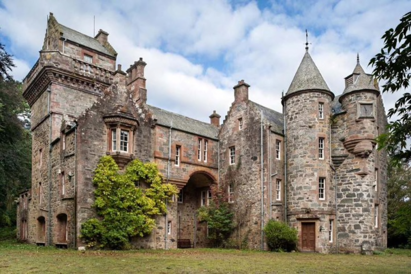 Blackcraig Castle