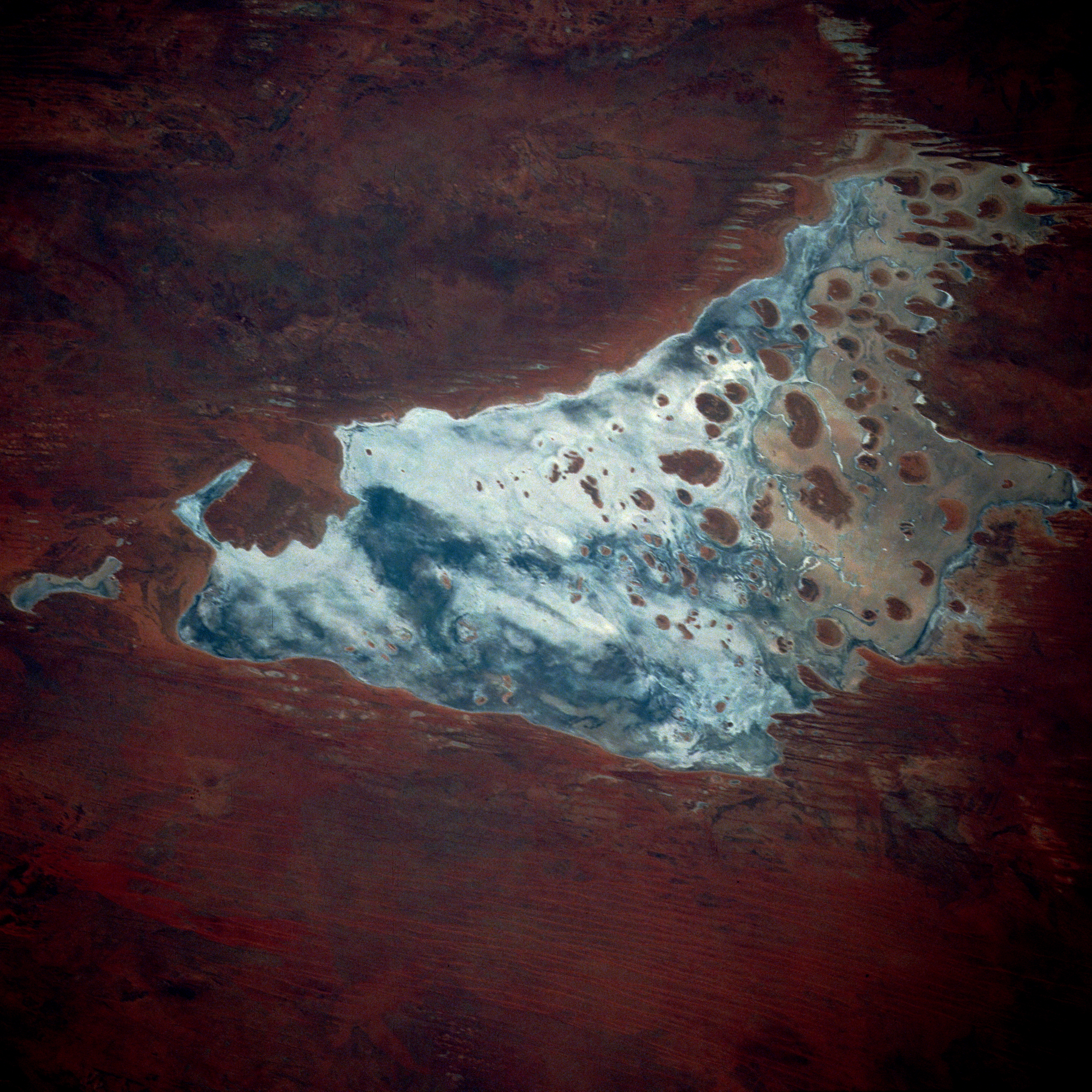 Lake Mackay