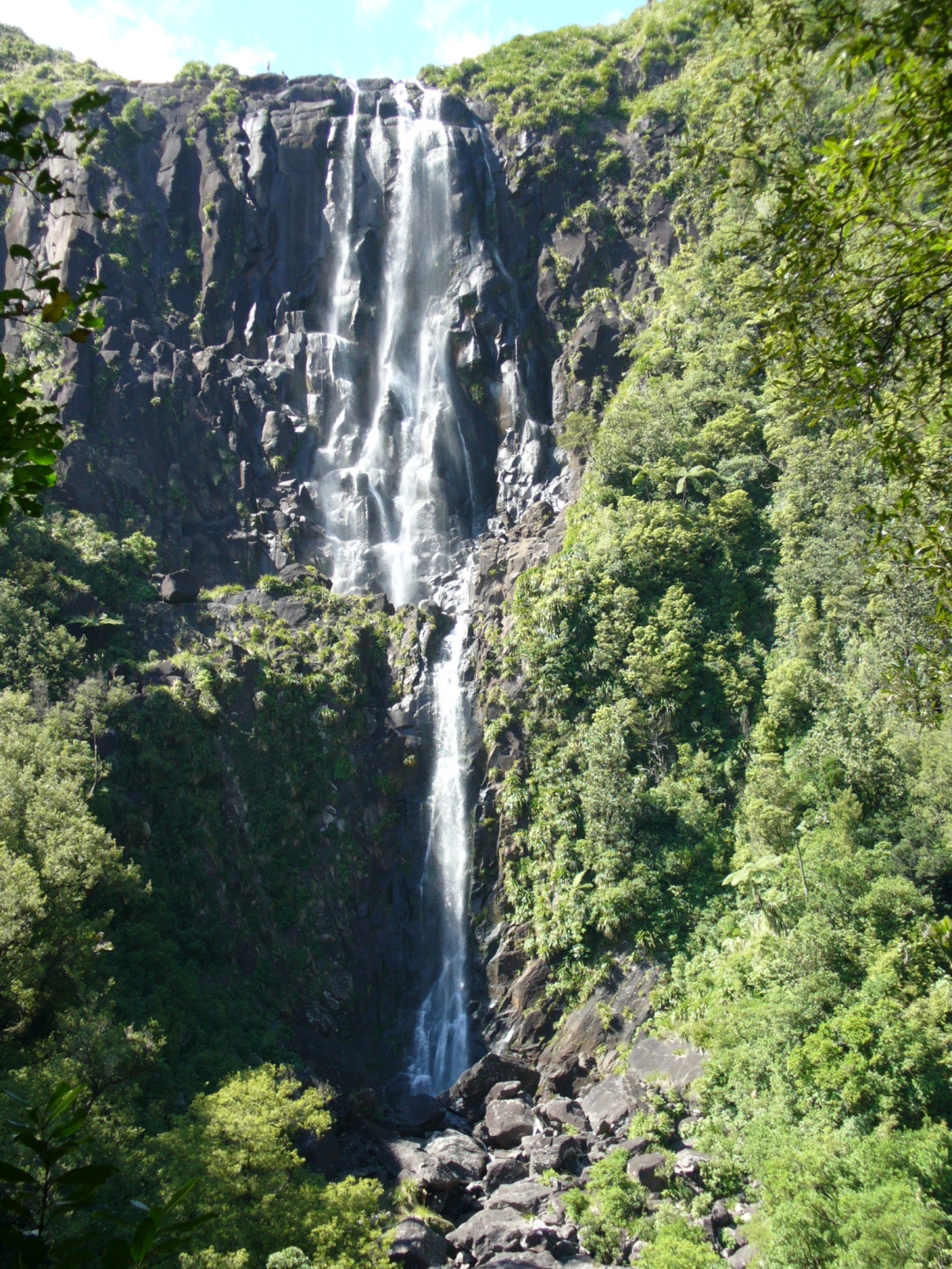 Wairere Falls