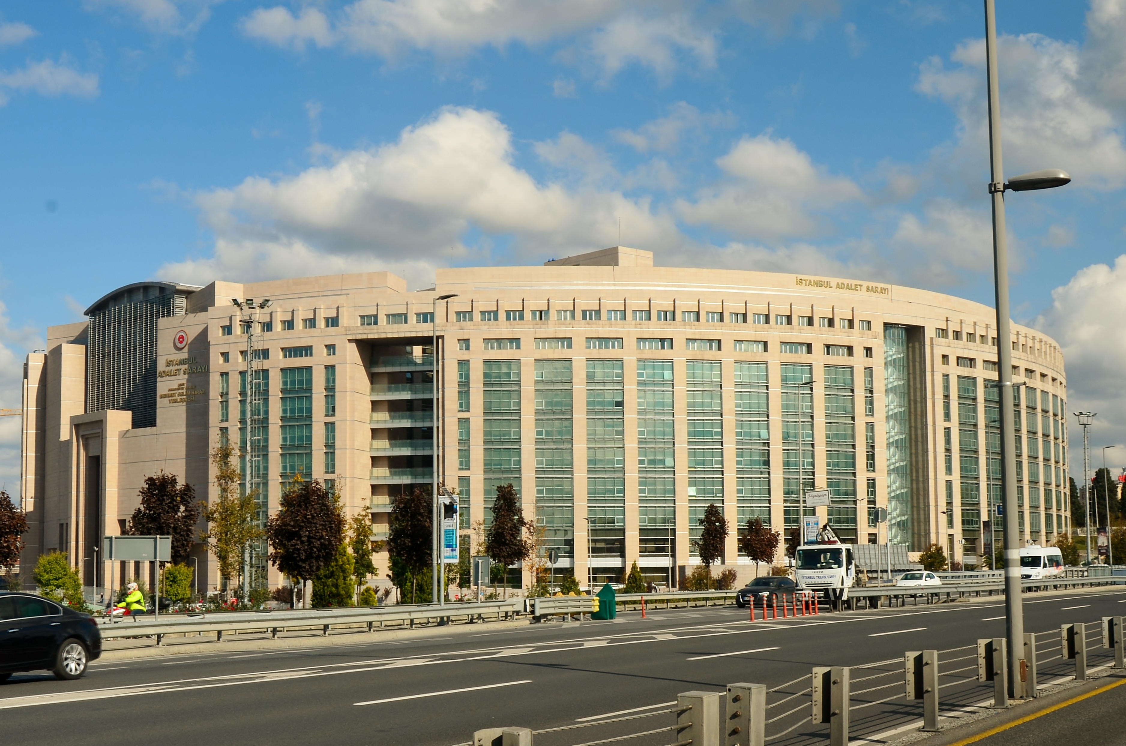 Turkish Court Orders Immediate Closure of Independent News Site T24 Over LGBTQ Content