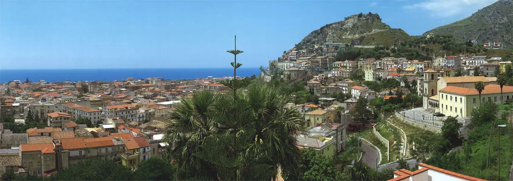 Amantea Caslte