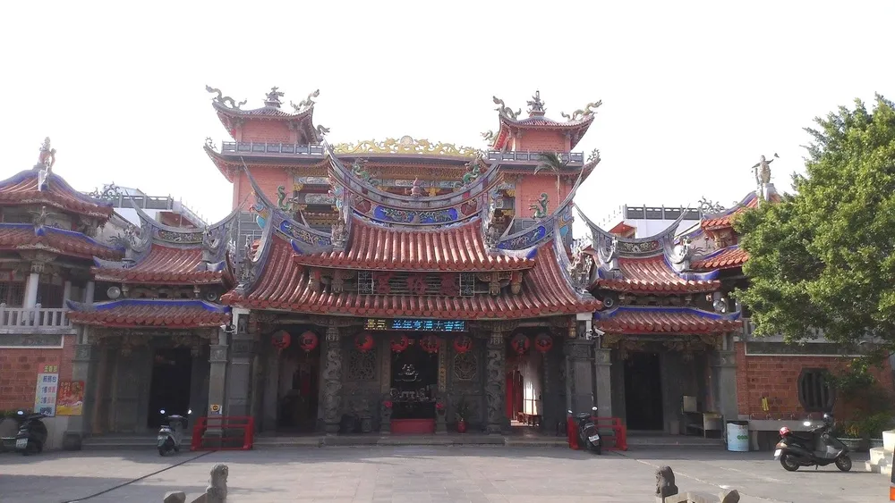 Zhonggang Cihyu Temple