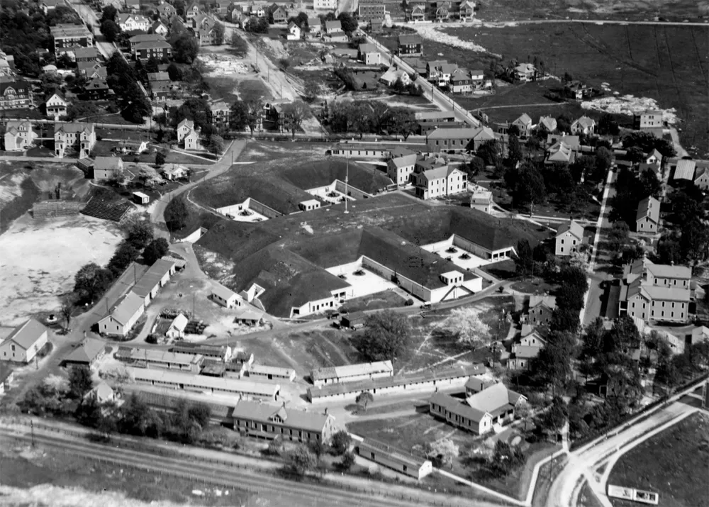 Fort Banks
