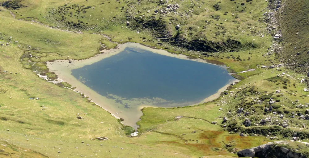 Lake Raschera