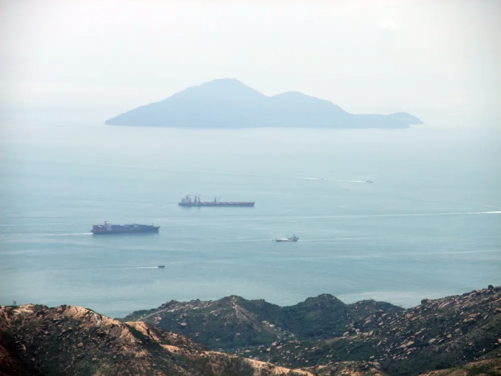 Nei Lingding Island