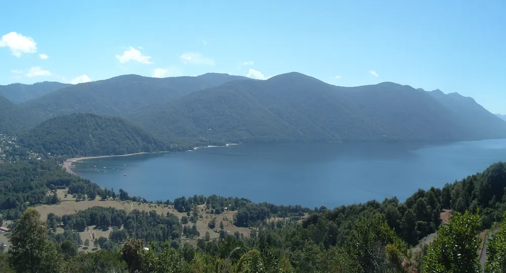 Caburgua Lake