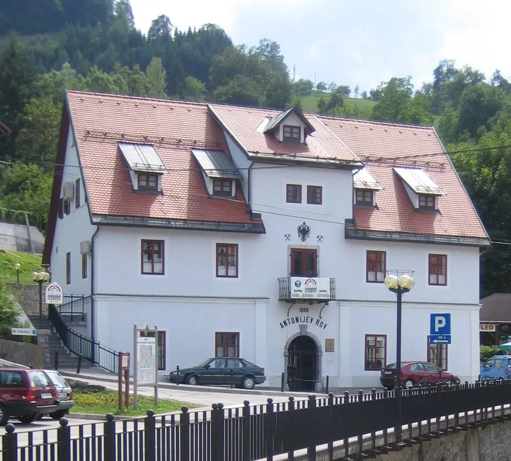 Heritage of Mercury. Almadén and Idrija
