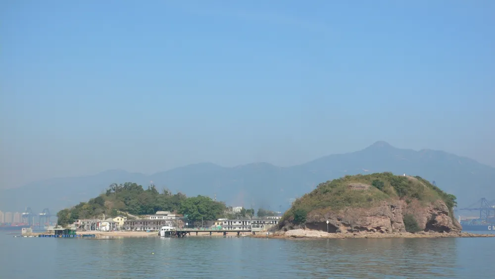 Ap Chau