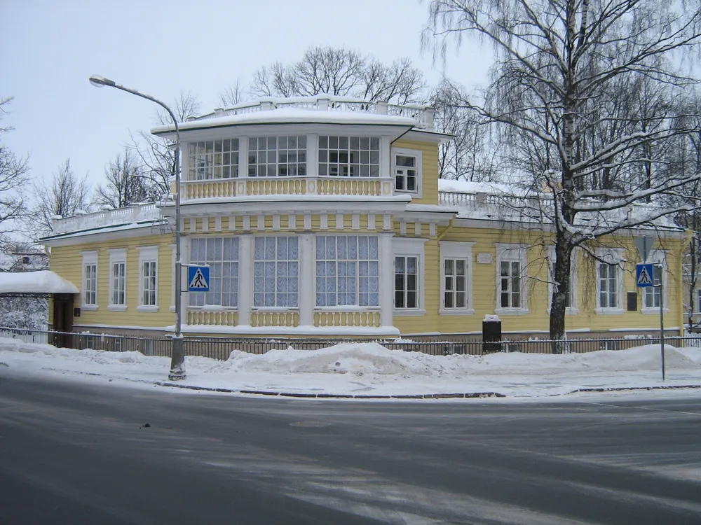 Pushkin summer cottage museum