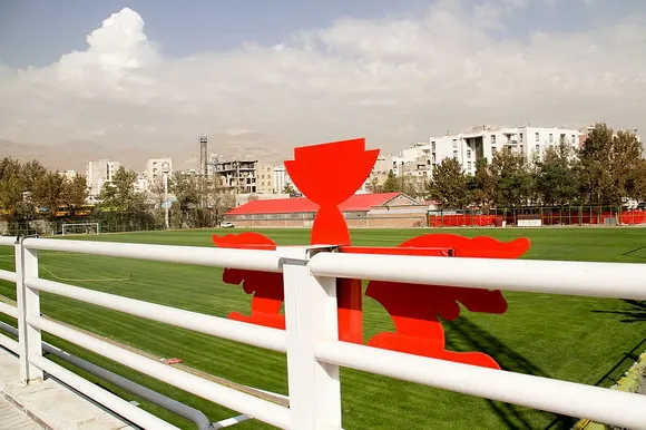 Derafshifar Stadium