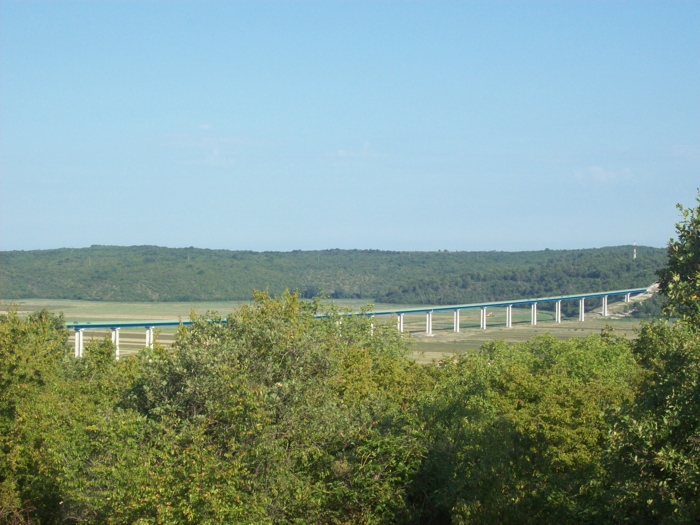 Mirna Bridge