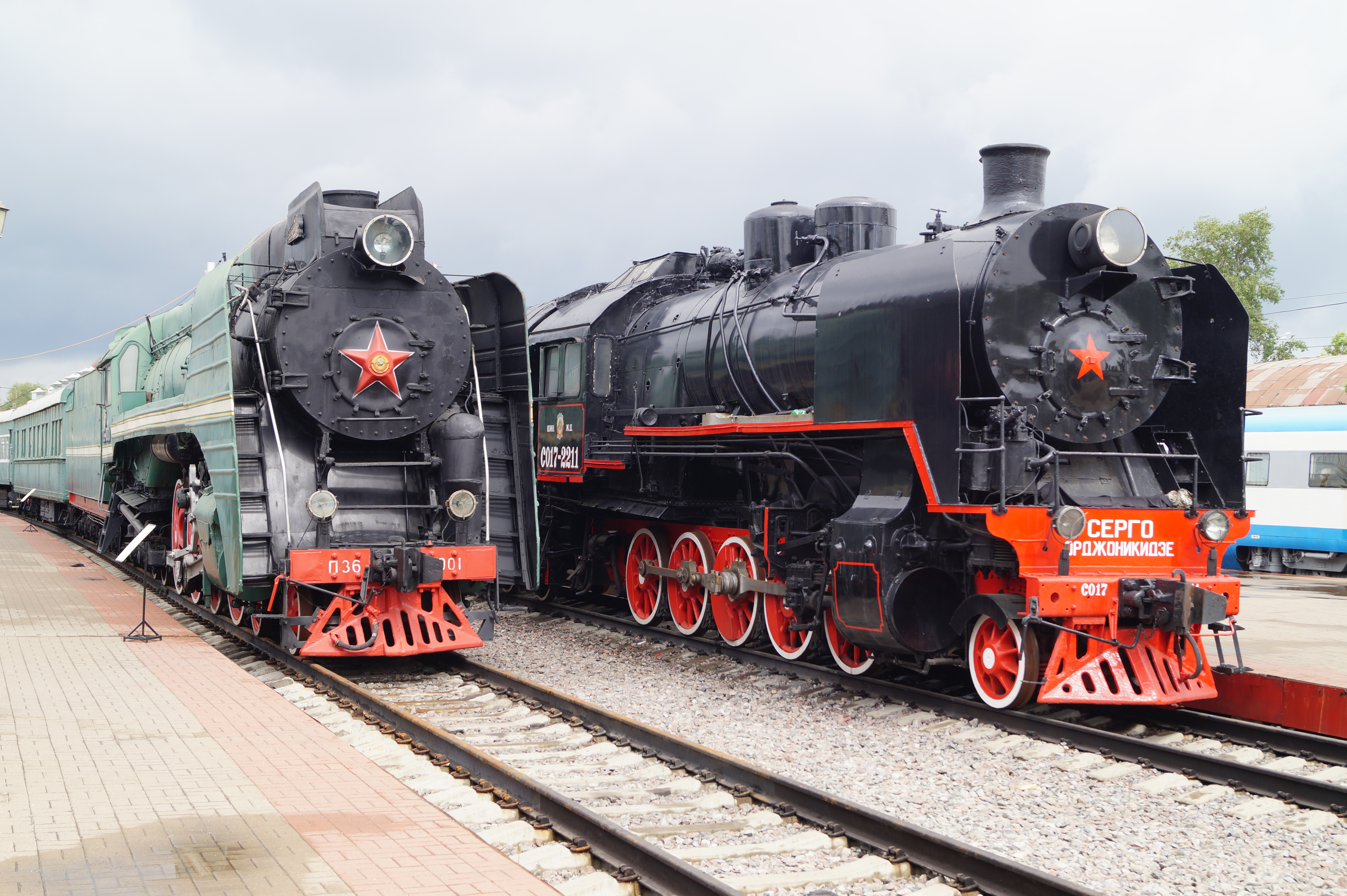 Museum trains at Rizhsky Rail Terminal