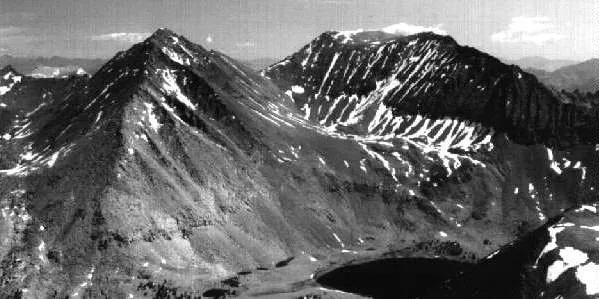 Acrodectes Peak
