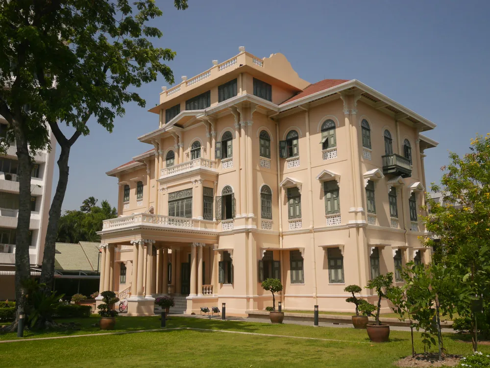 Thewawes Palace