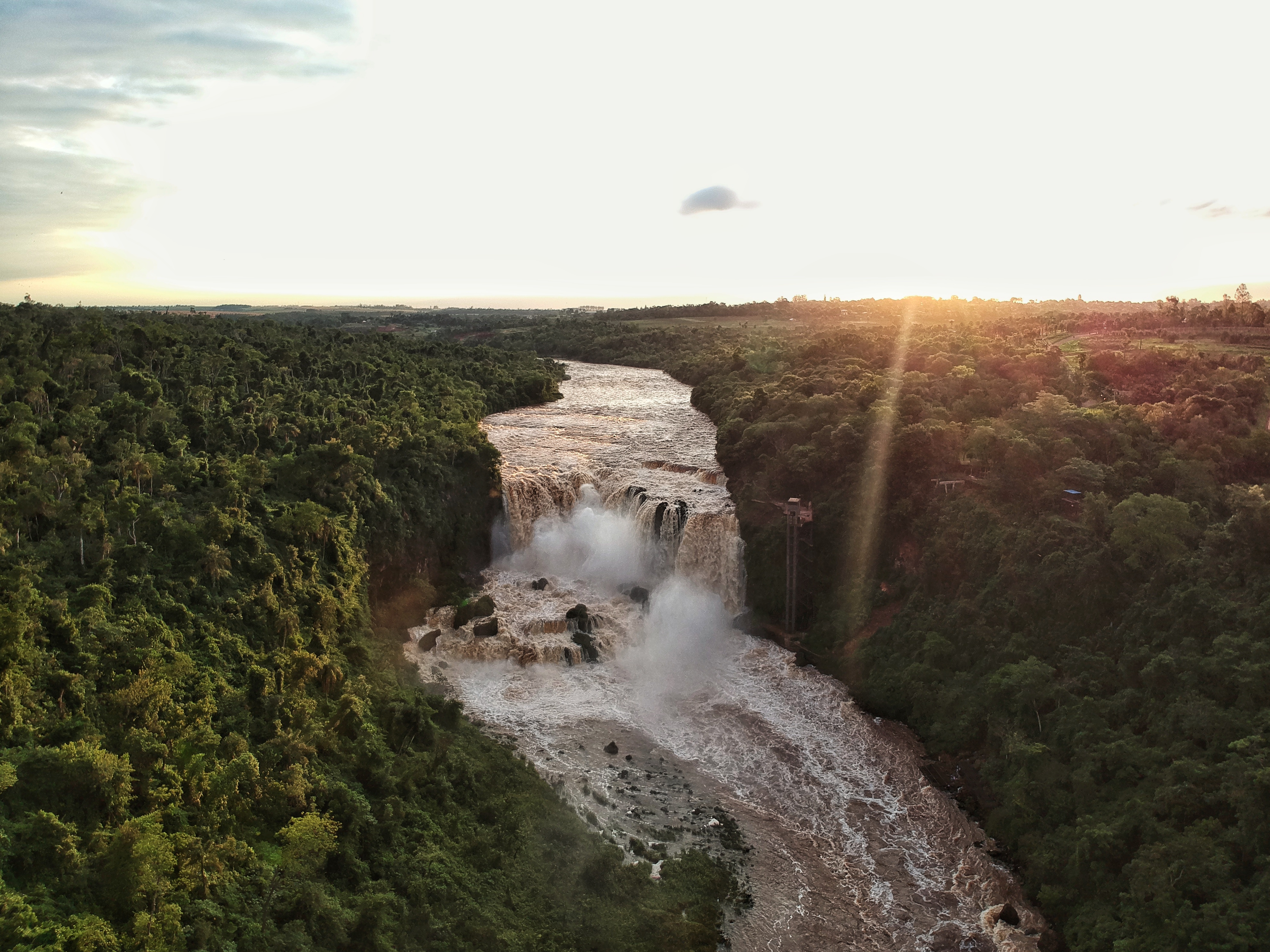 Saltos del Monday