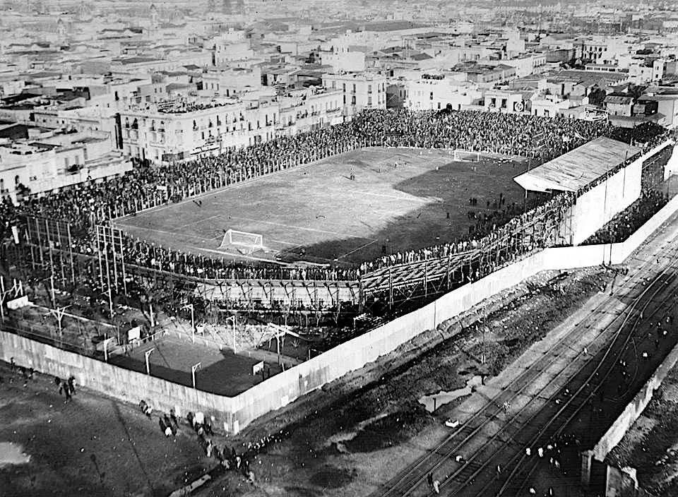 Estadio Brandsen y Del Crucero