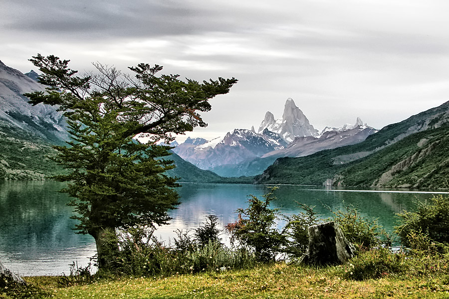 Del Desierto Lake