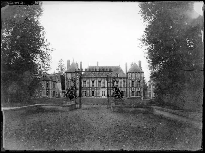Castle of Saint-Georges-Motel
