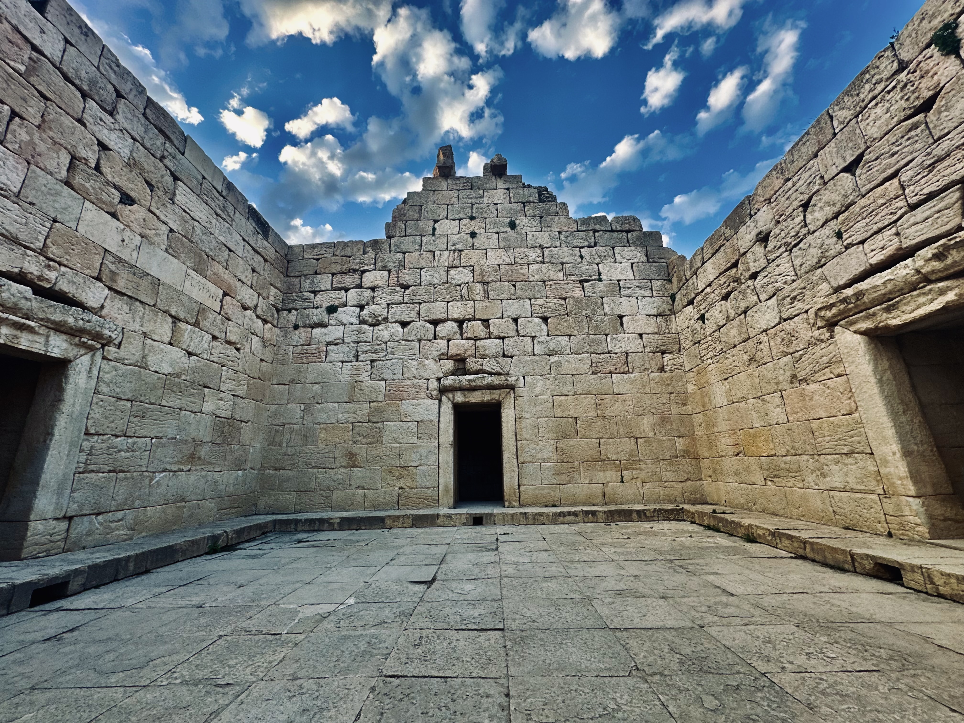 Temple of Anahita at Bishapur