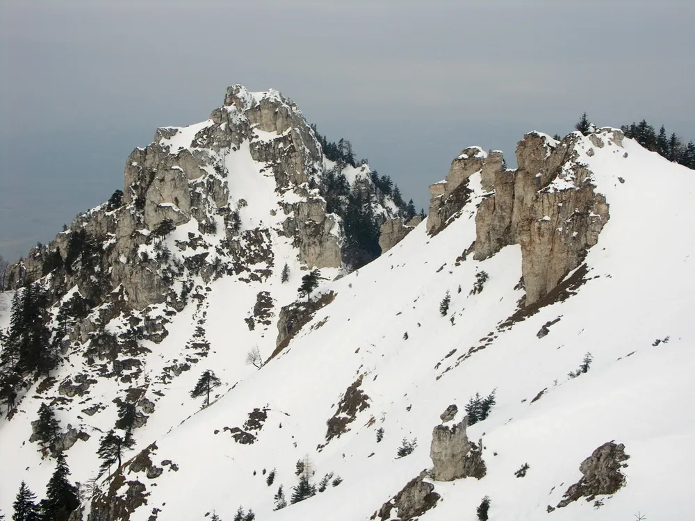 Ostrá