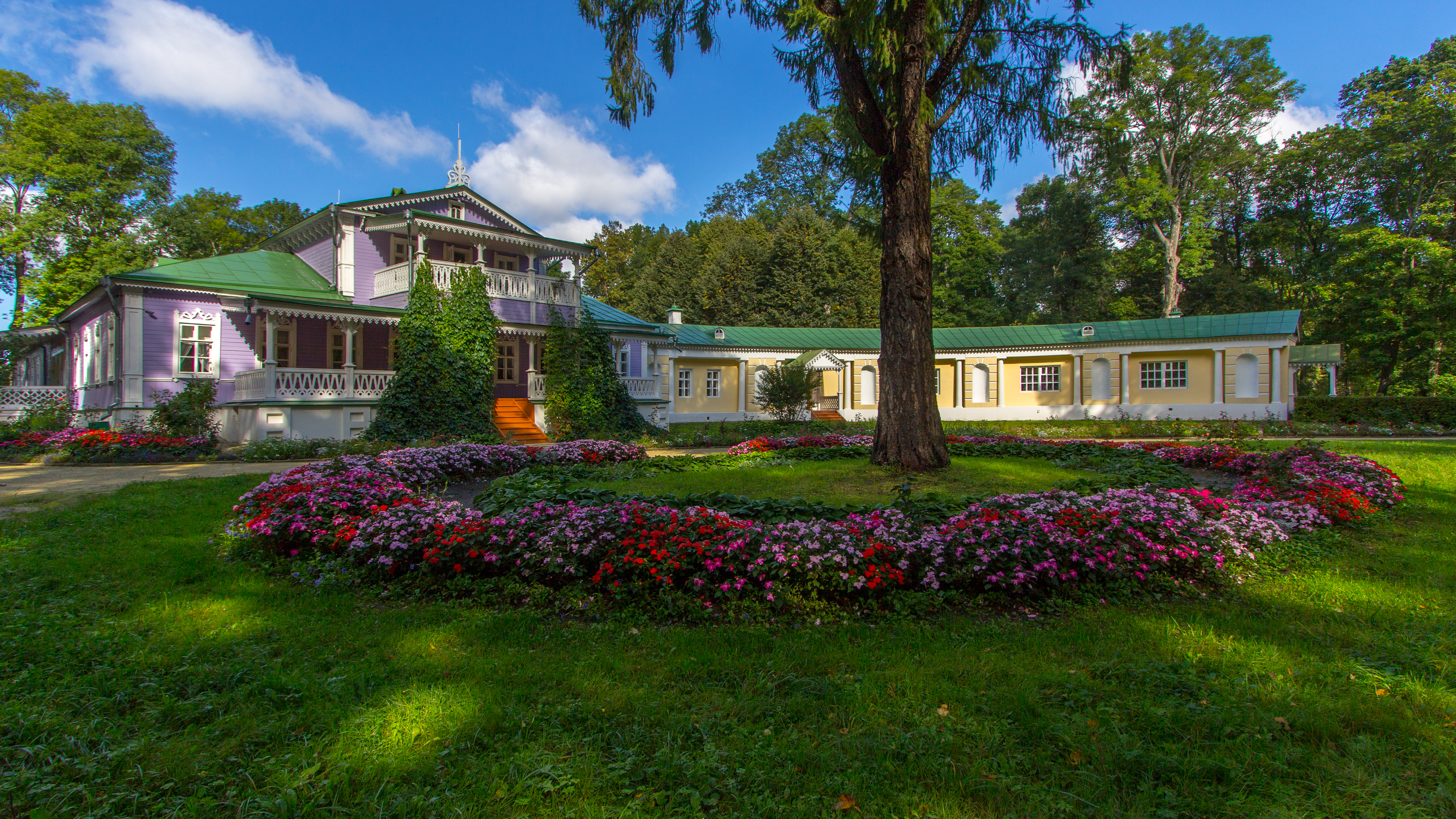 Spasskoye-Lutovinovo