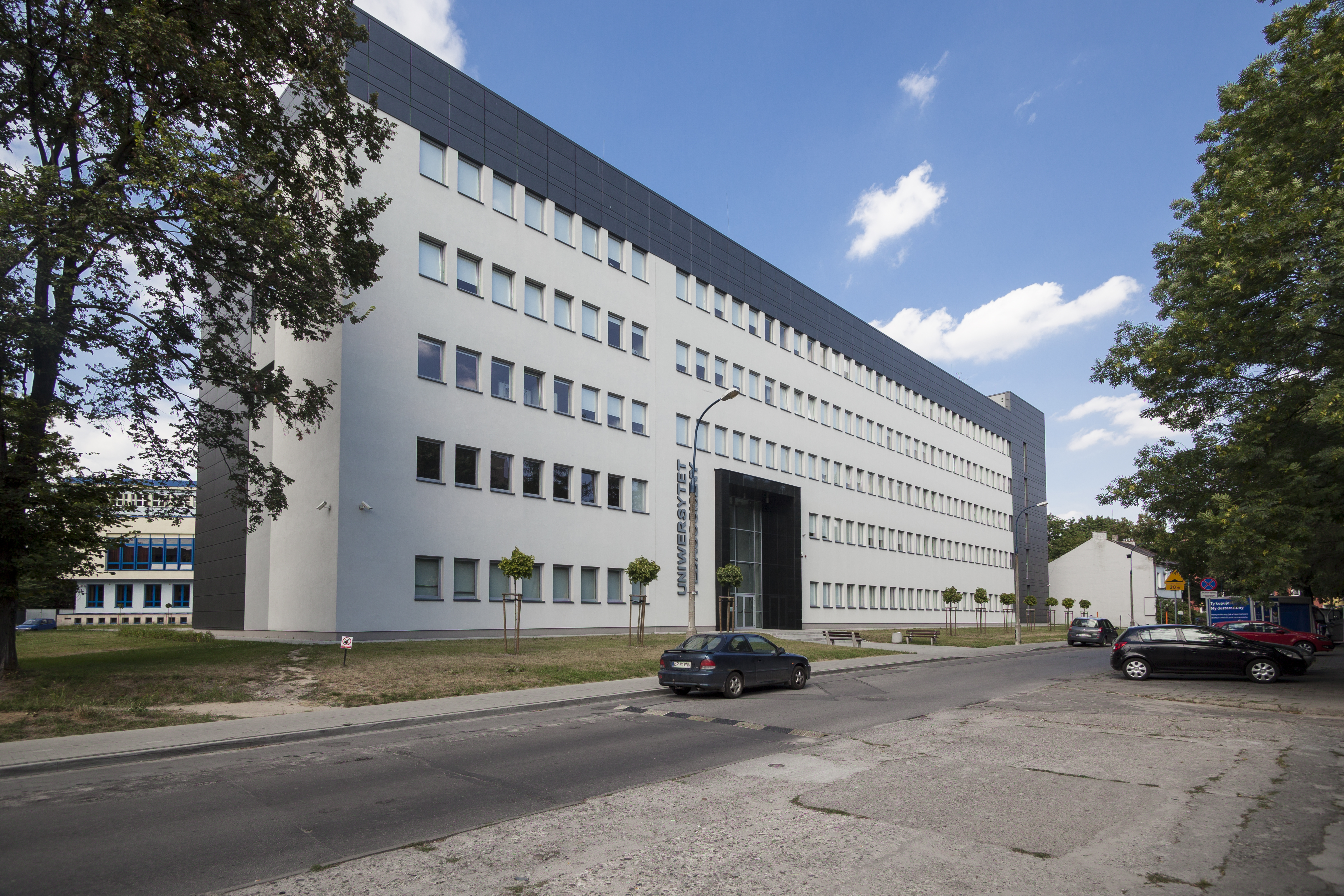 University of the National Education Commission