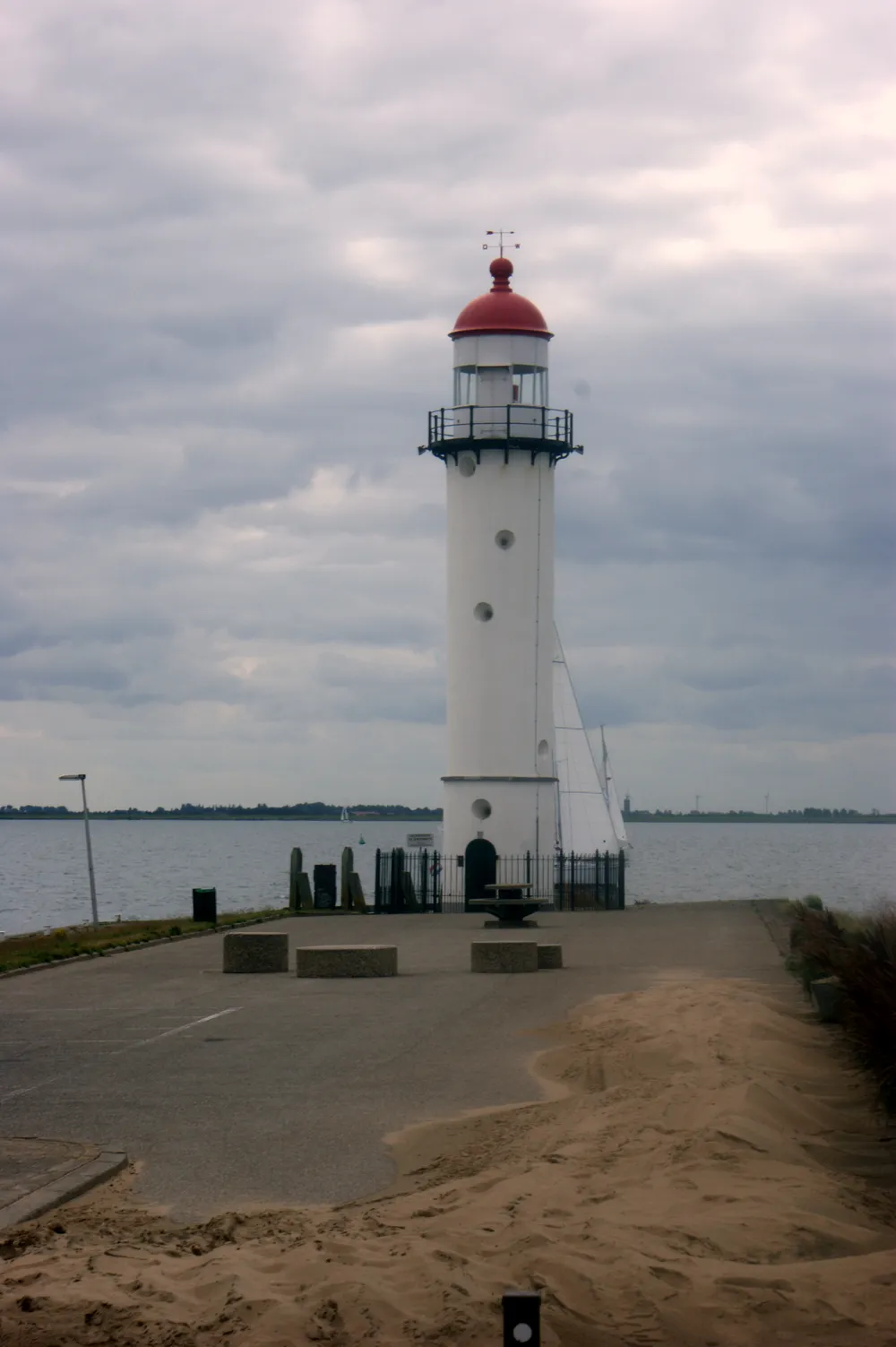 Hellevoetsluis Lighthouse