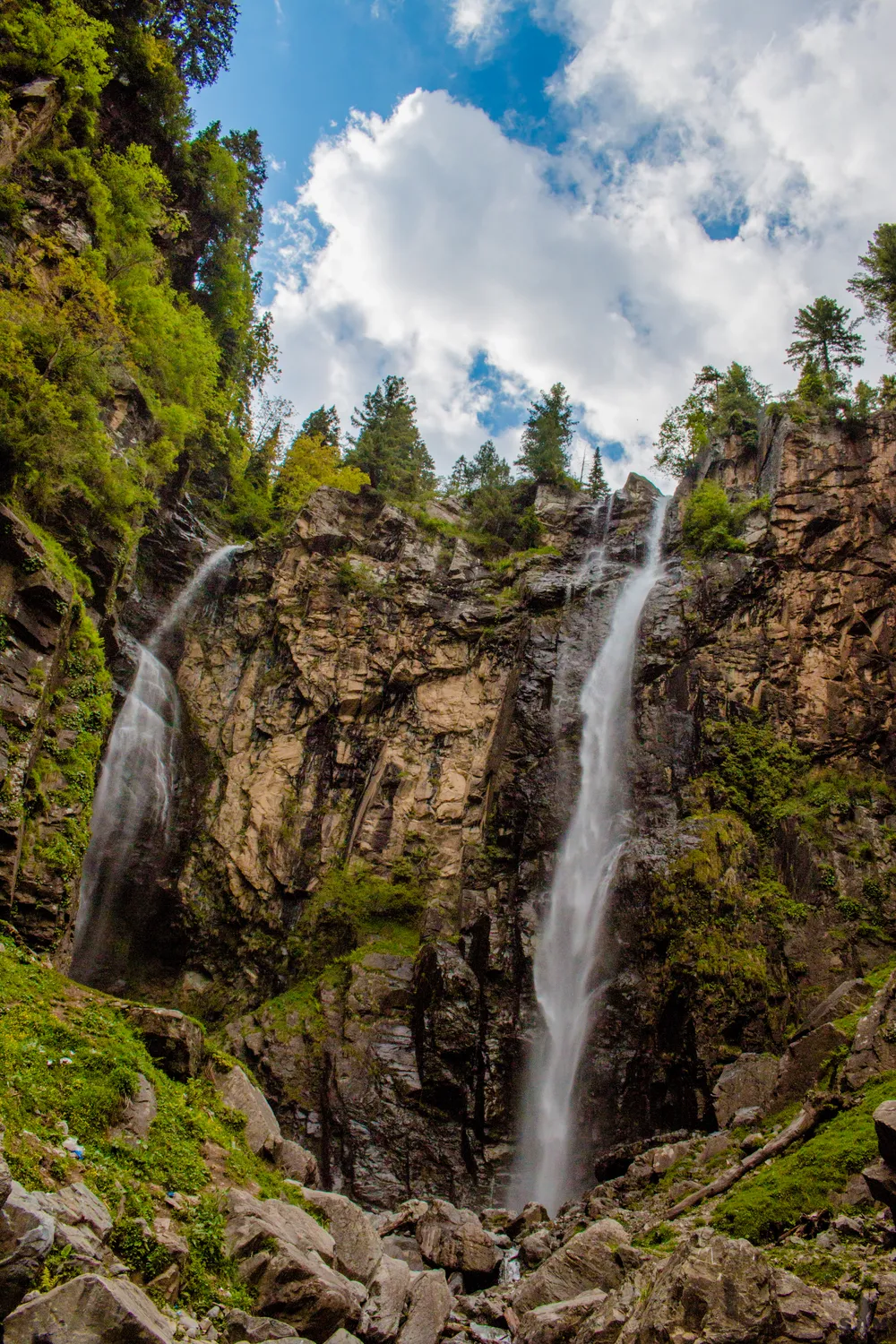 Jarogo Waterfall