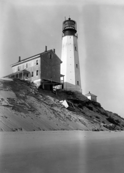 Cape Henlopen Light