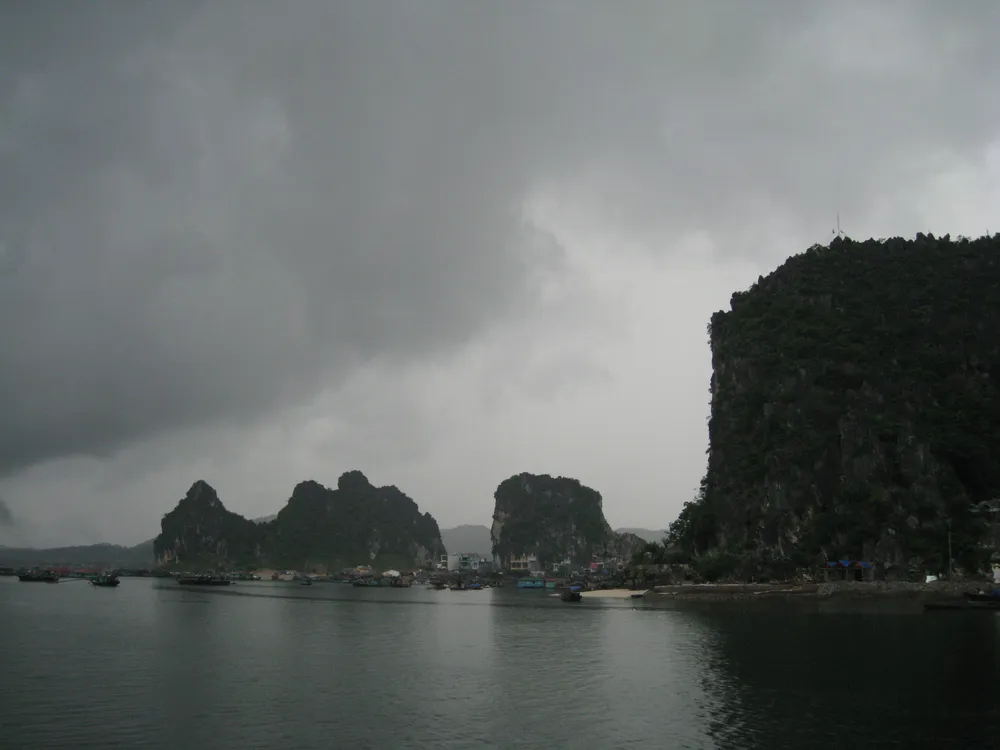 Bai Tu Long National Park
